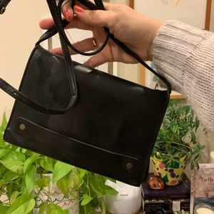 Madewell black simple cross body bag